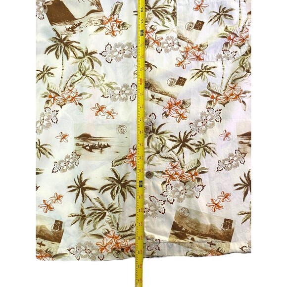 Roundtree & Yorke Men’s Shirt Hawaiian Tropical Button Up Size Large - Picture 7 of 9
